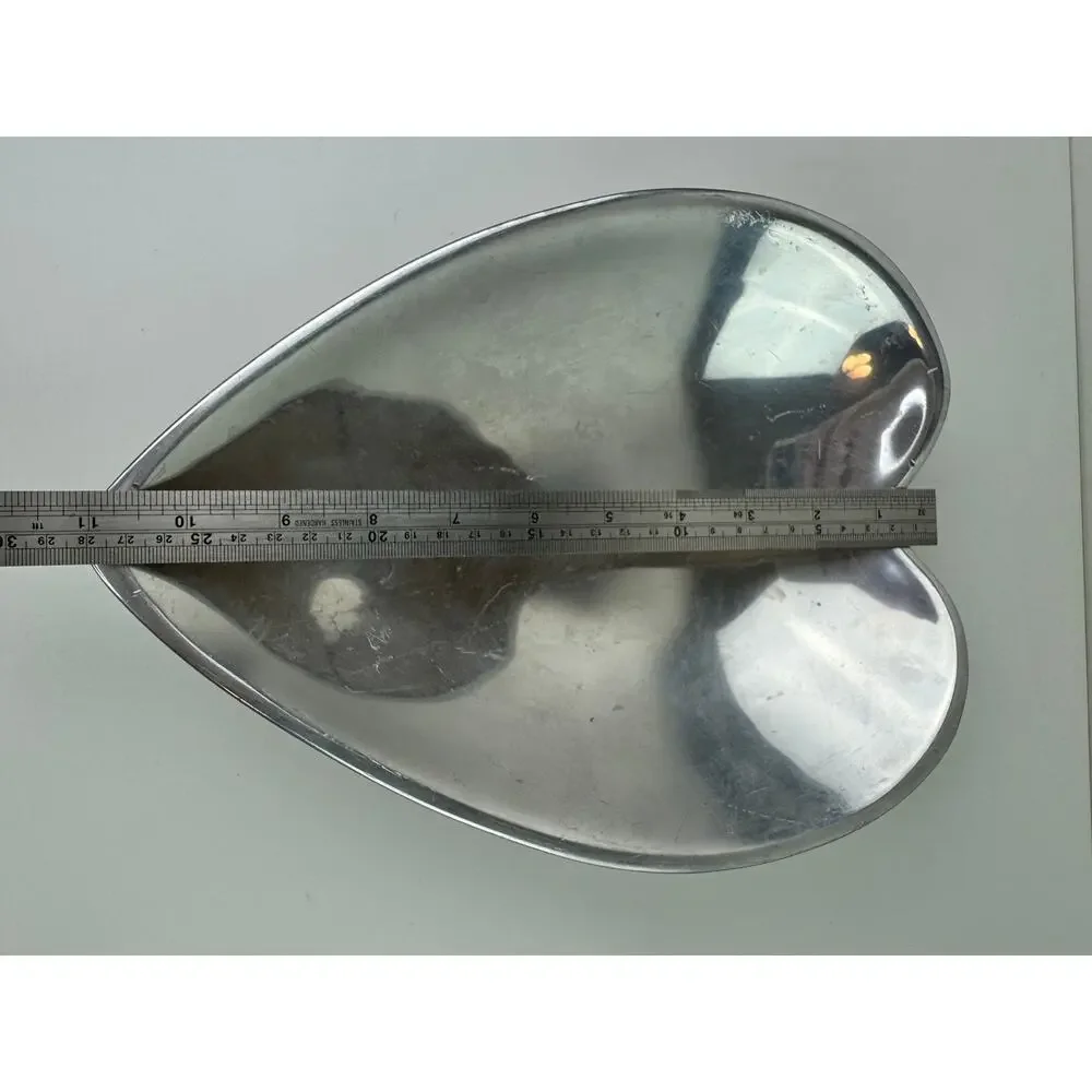 Vintage NAMBE Silver 11x9 Catch All Bowl Metal Polished Heart Decorative 119